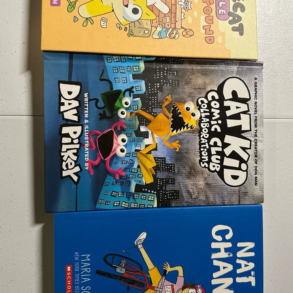 3 Graphic Novel Bundle